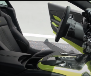 Aston-Martin-Vantage-2019-second-generation-coupe-interior